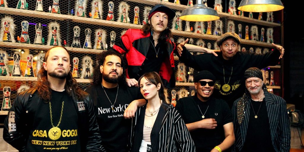 Gypsy Punk’ın Efsanesi Gogol Bordello İstanbul’da Sahne Alacak