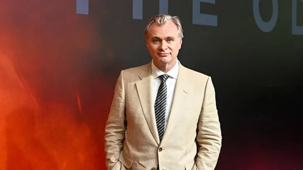 Christopher Nolan Yapay Zekâyı Truva Atı’na Benzetti: “İçi Görünen, Camdan Yapılmış Bir At” Christopher Nolan